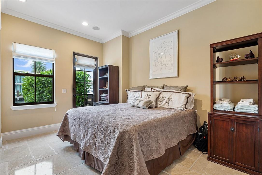 Riviera 6-17 B - Residential