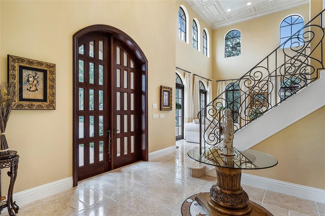 Riviera 6-17 B - Residential