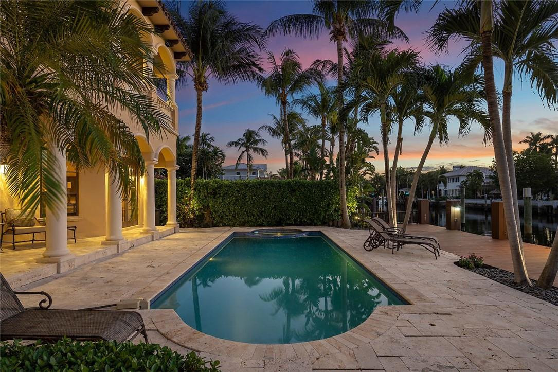 Riviera 6-17 B - Residential