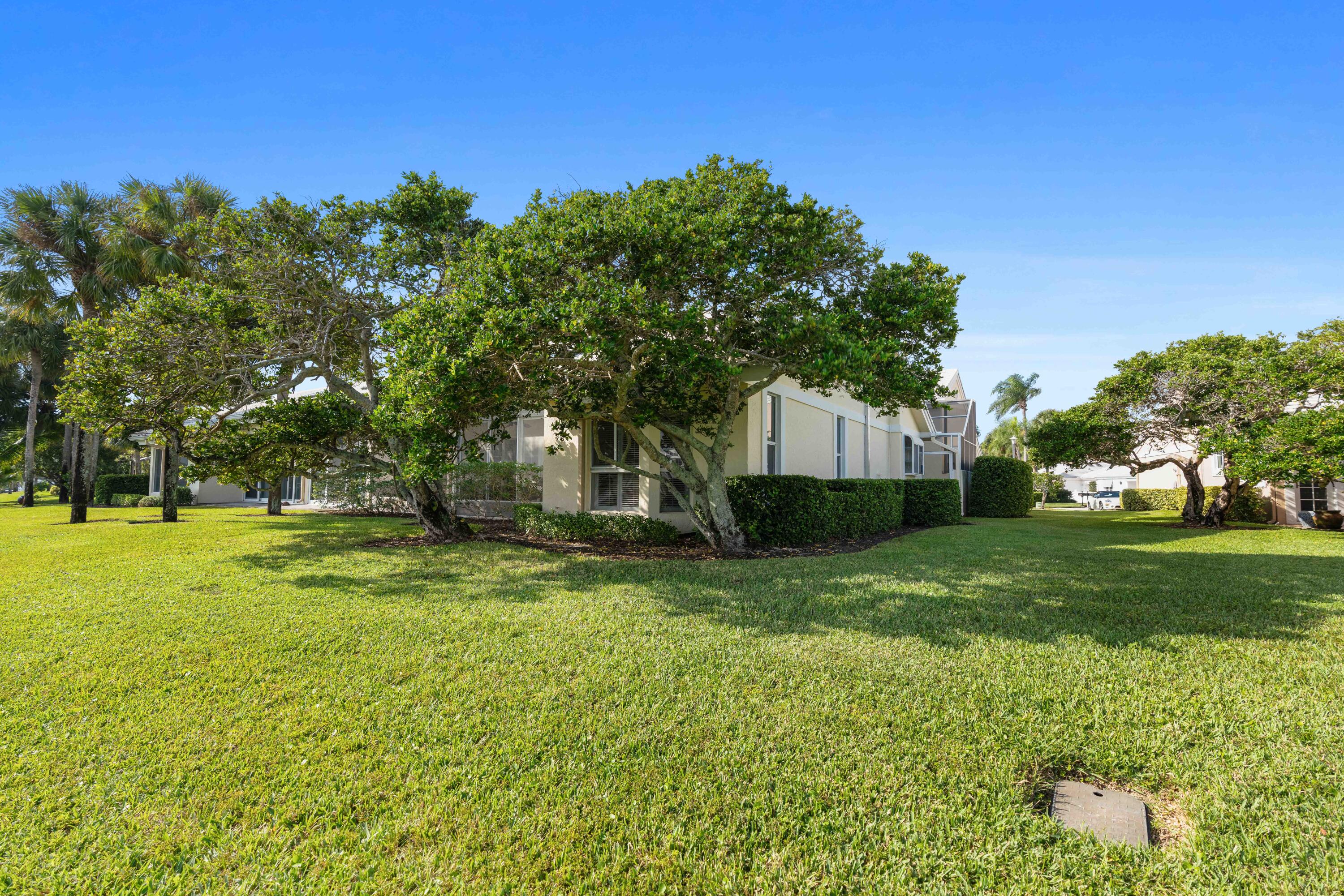 Admirals Cove - Residential