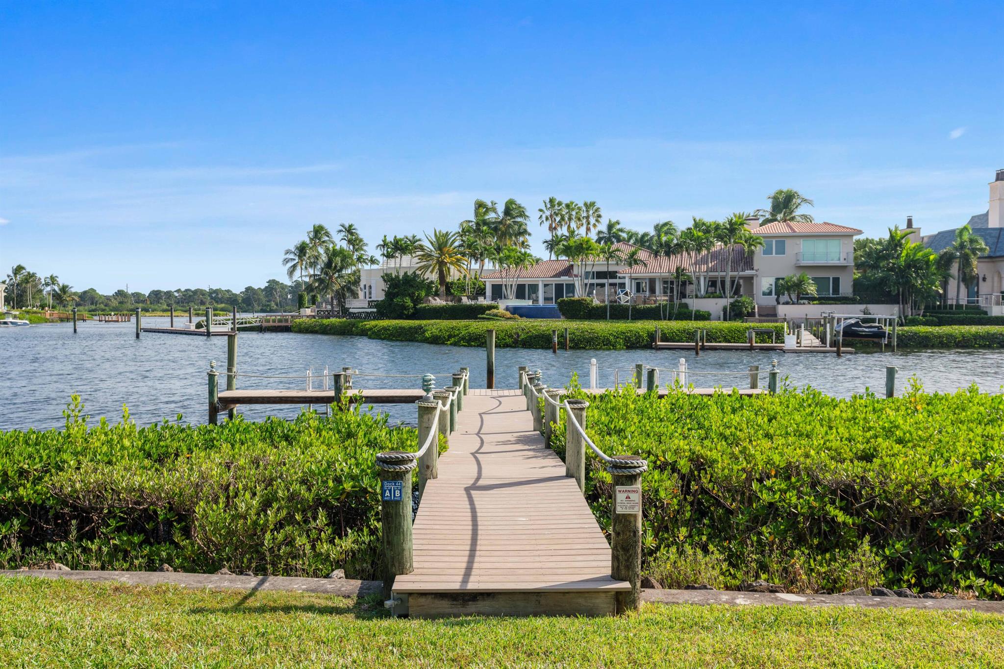 Admirals Cove - Residential