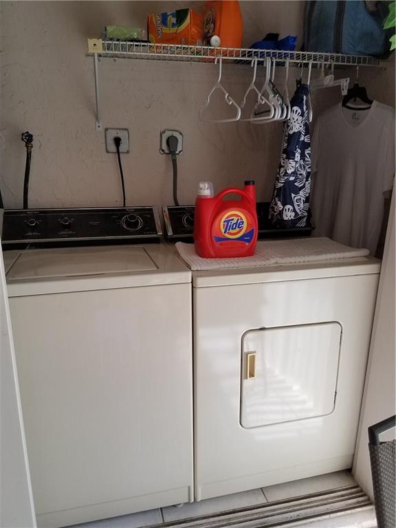 BAYWOOD VILLAGE 2 - Residential