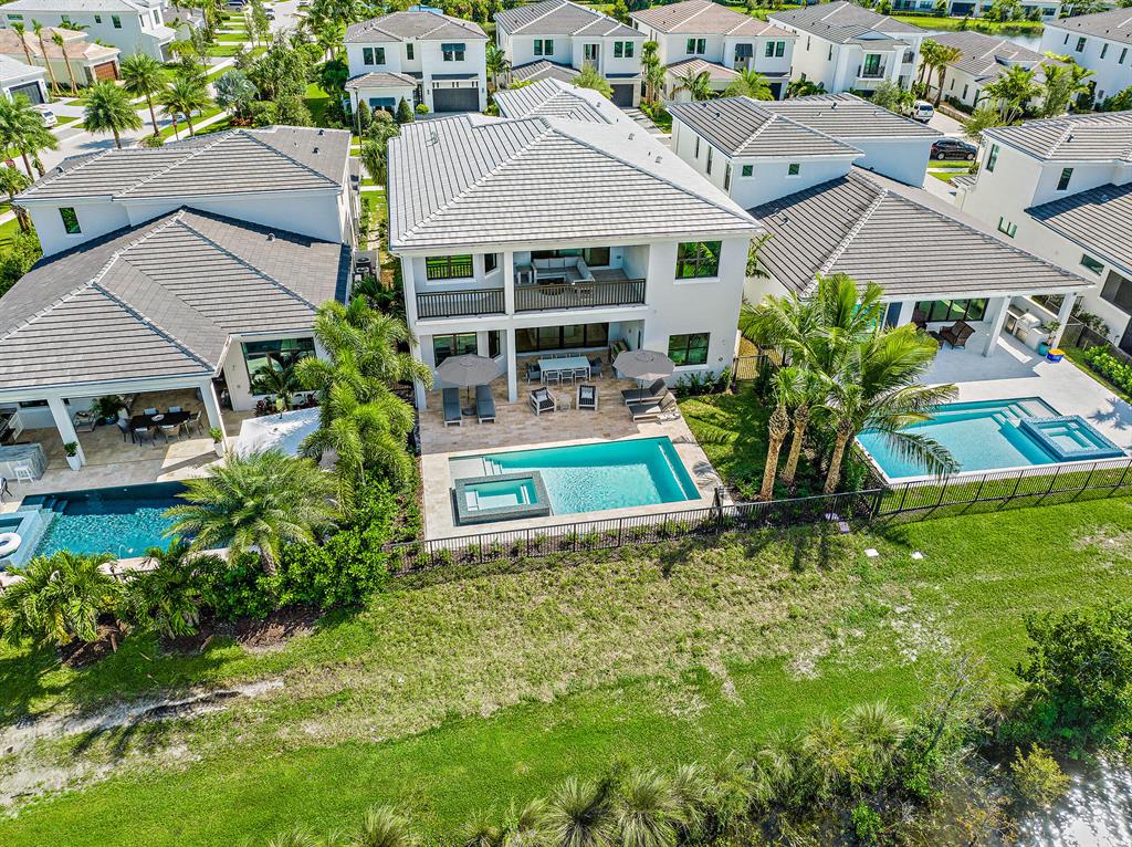 ARTISTRY - Residential