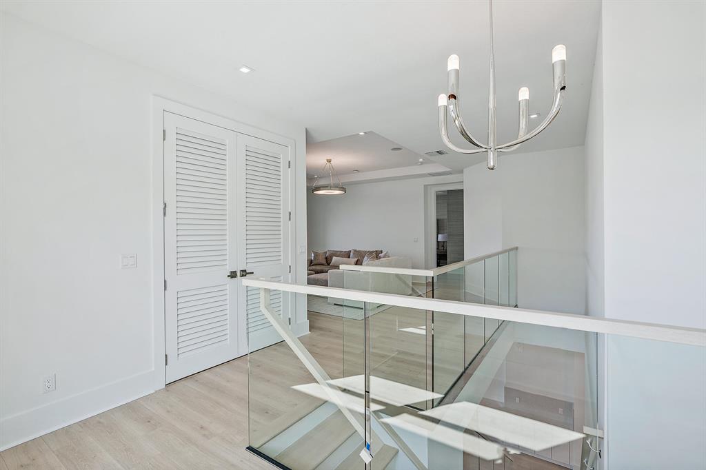 ARTISTRY - Residential