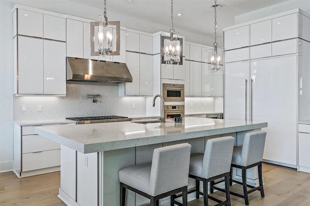 ARTISTRY - Residential