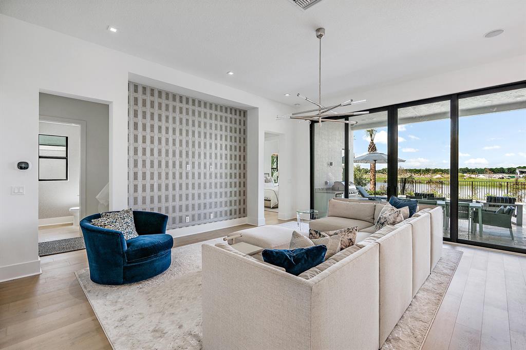 ARTISTRY - Residential