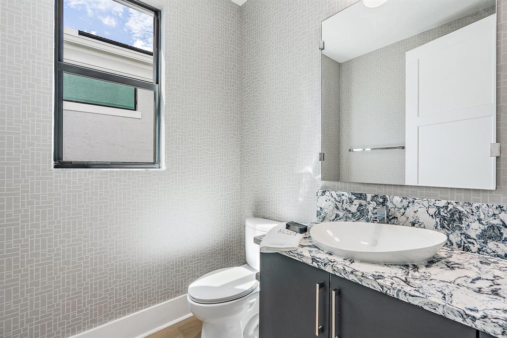 ARTISTRY - Residential