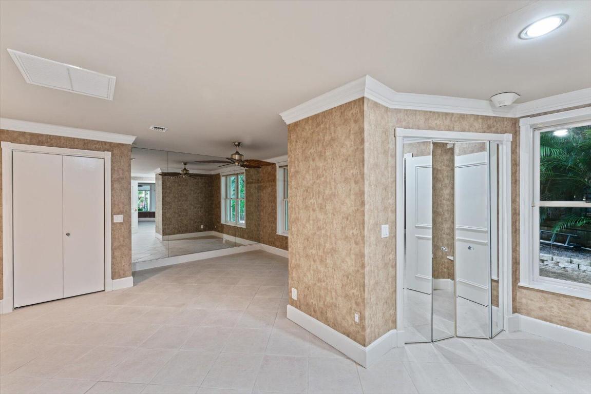 HIGH POINT - Residential