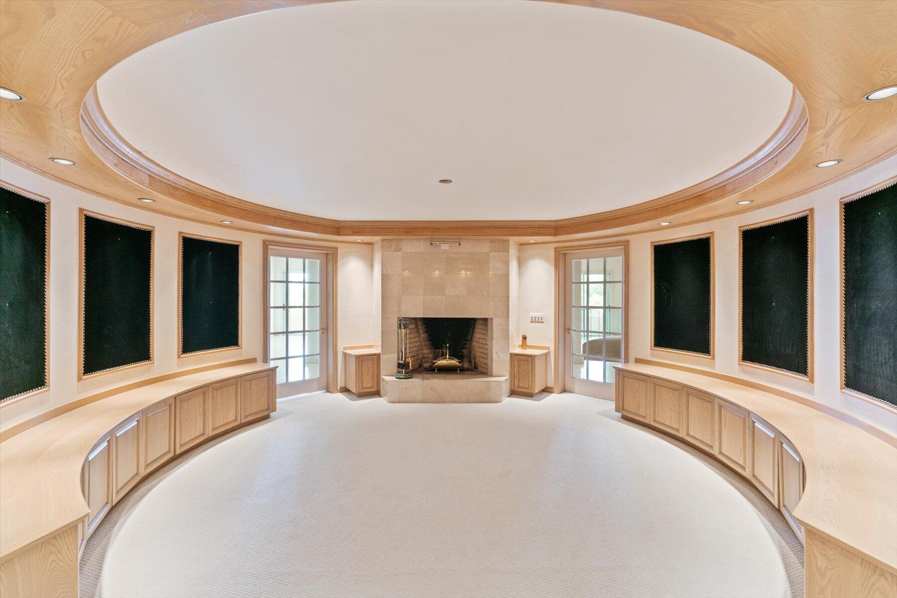 HIGH POINT - Residential