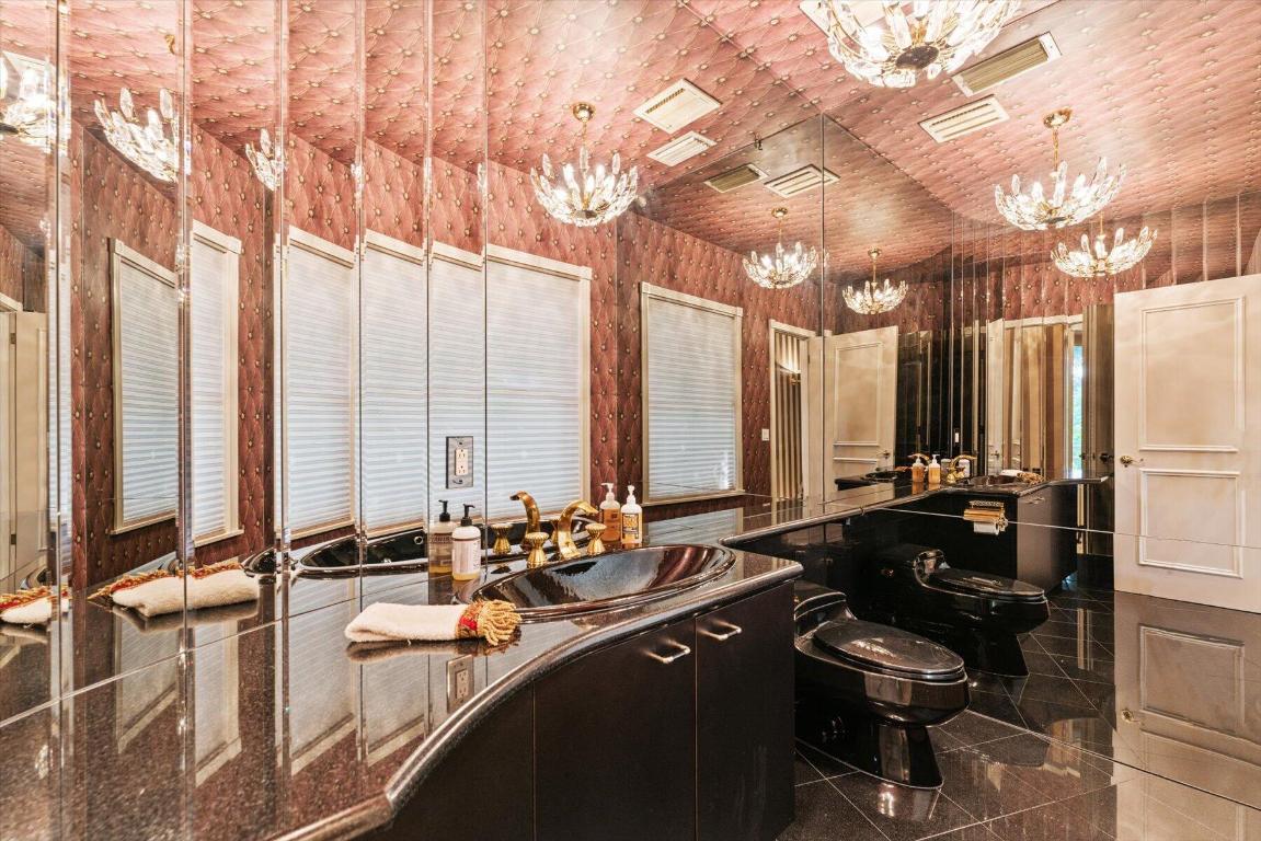 HIGH POINT - Residential