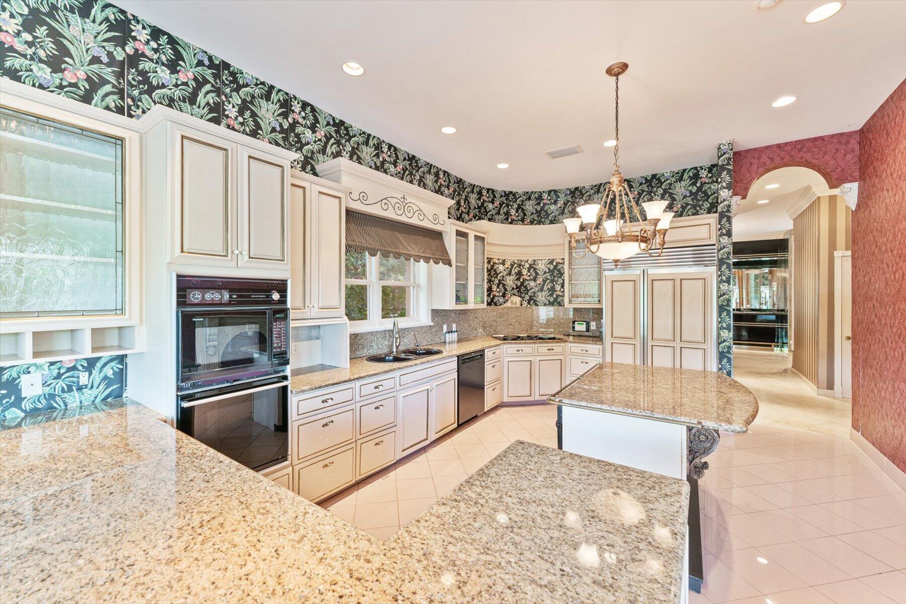 HIGH POINT - Residential