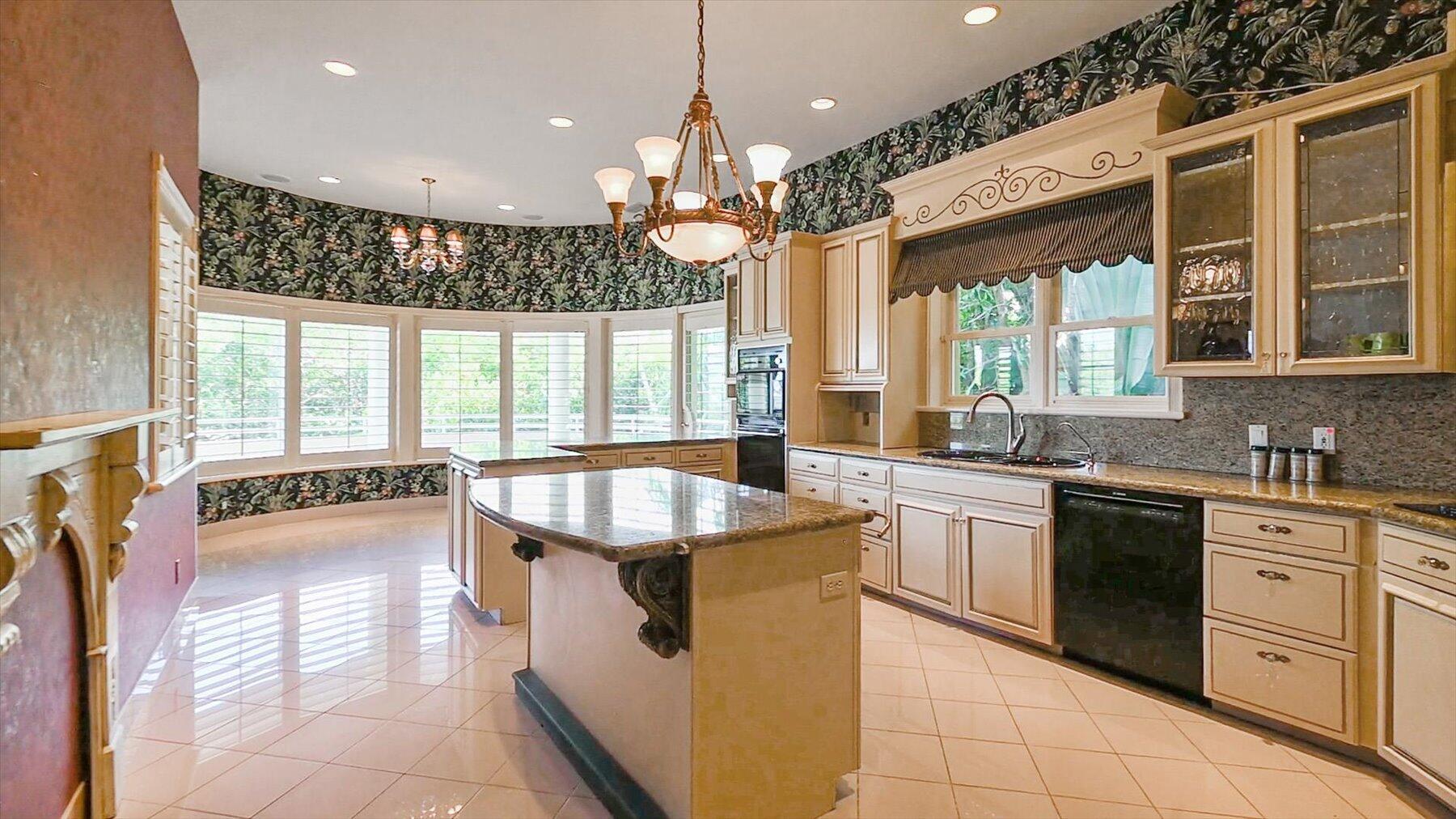 HIGH POINT - Residential