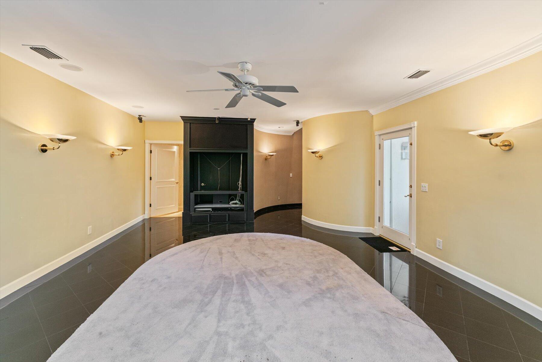 HIGH POINT - Residential