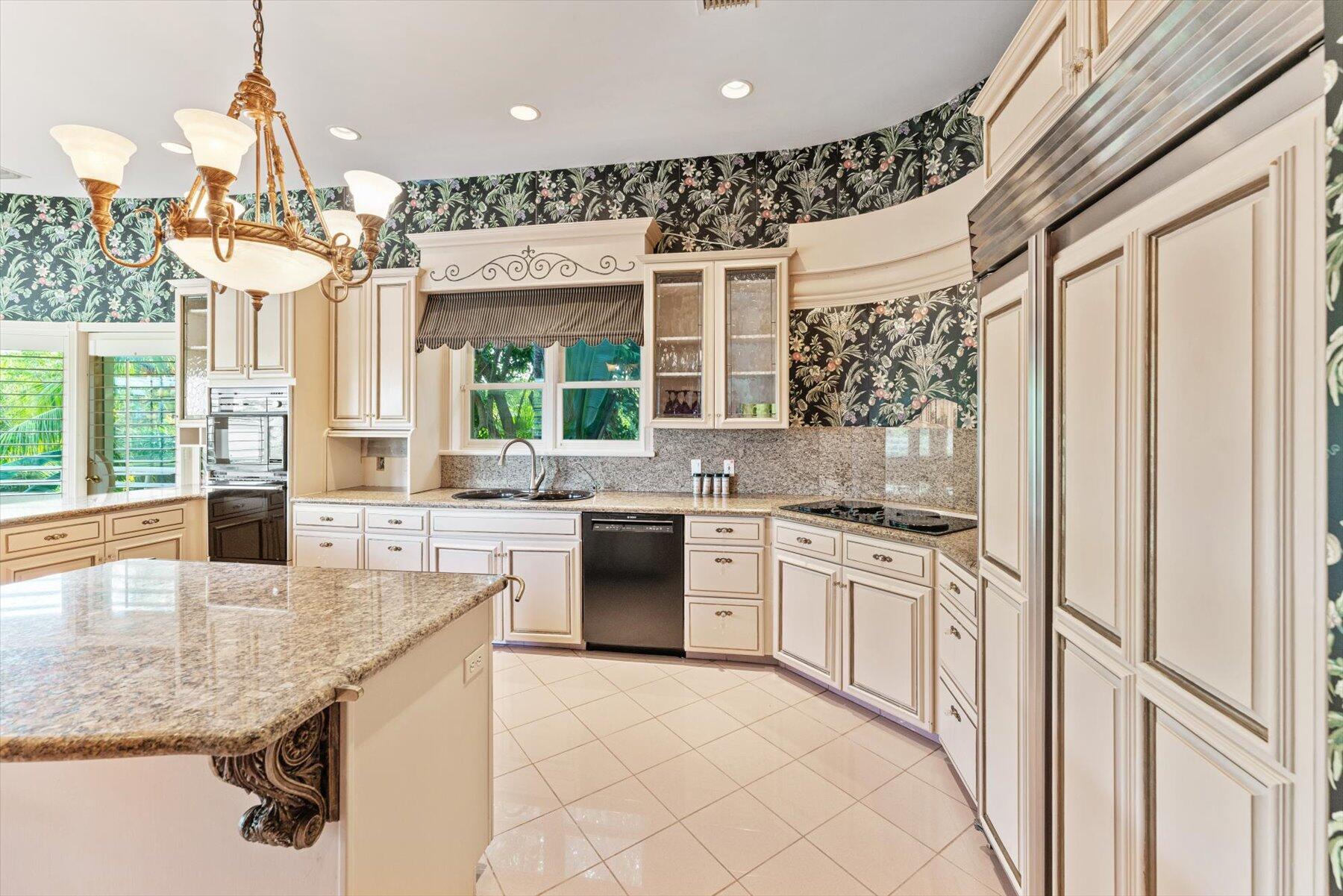 HIGH POINT - Residential