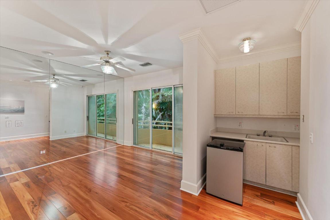 HIGH POINT - Residential