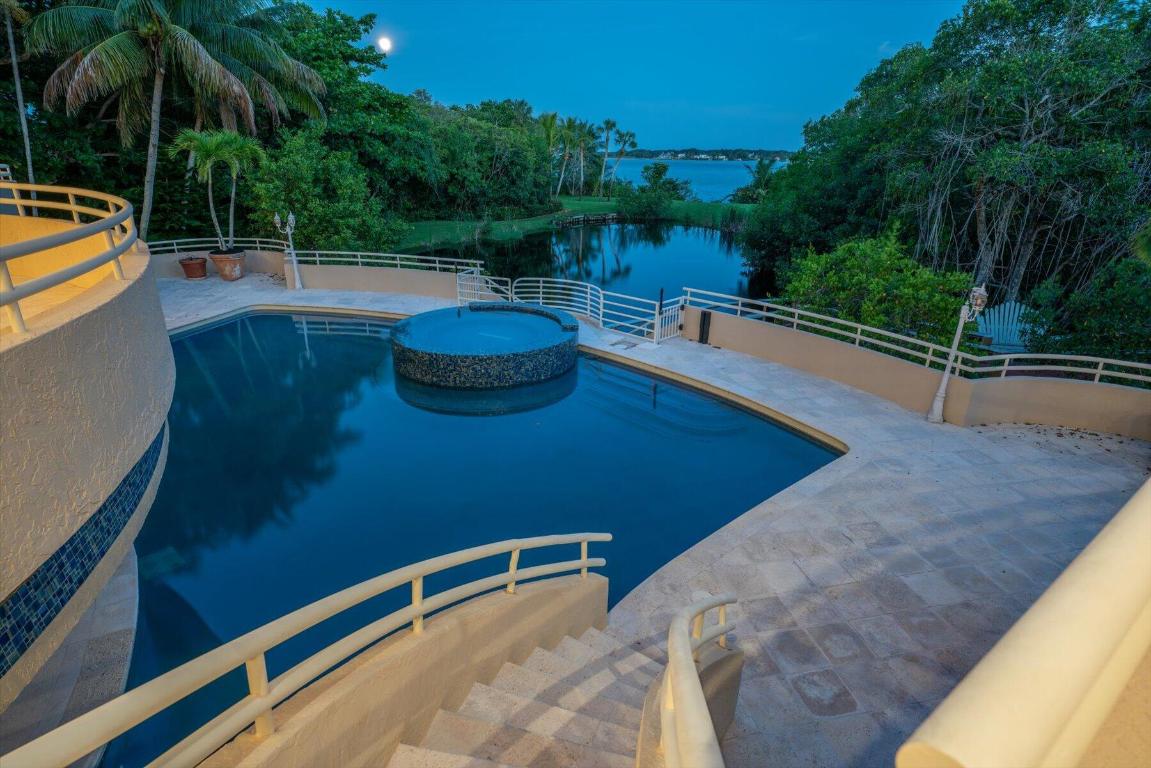 HIGH POINT - Residential