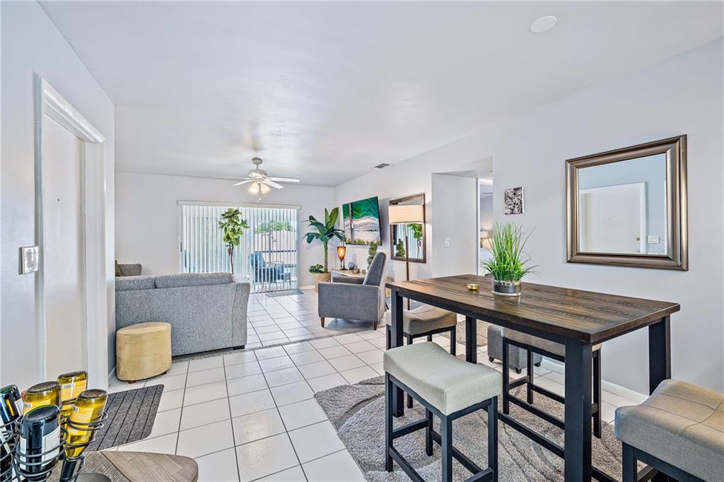 Four Sea Suns Condo - Residential