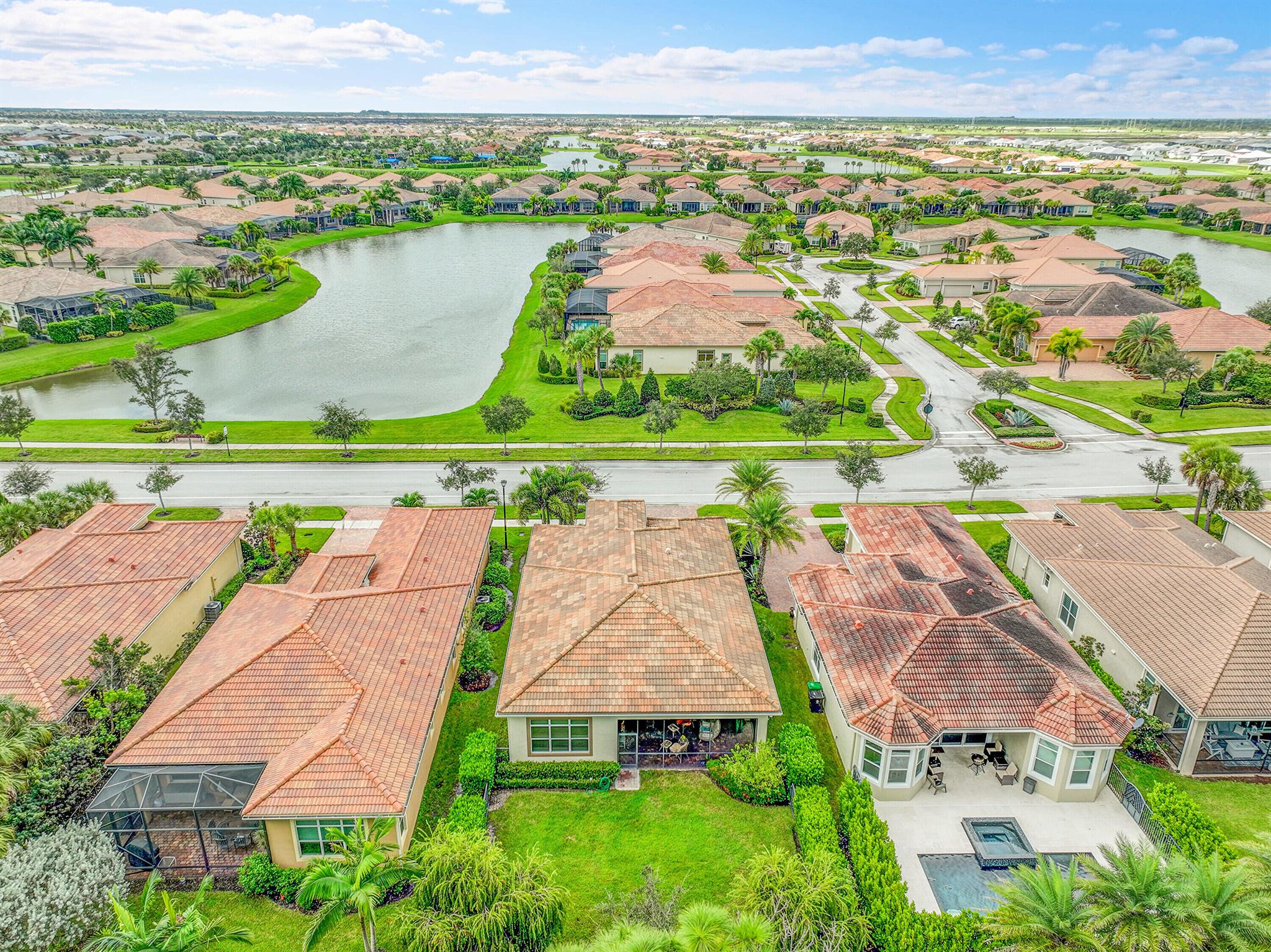 VERANO PUD 1 PLAT NO 15 - Residential