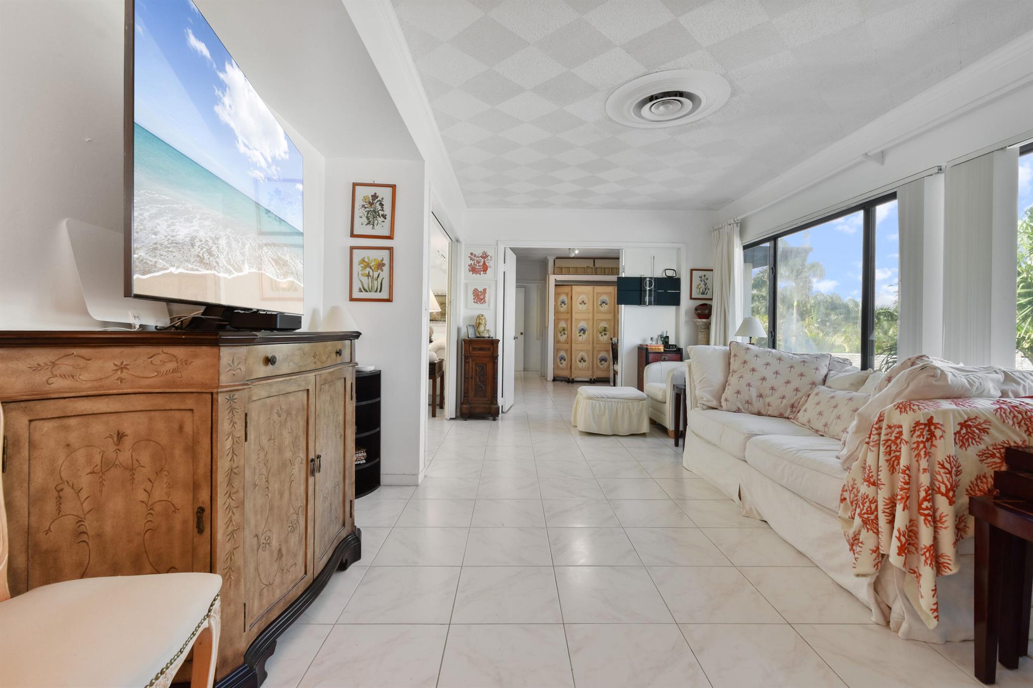 PERUVIAN COND - Residential