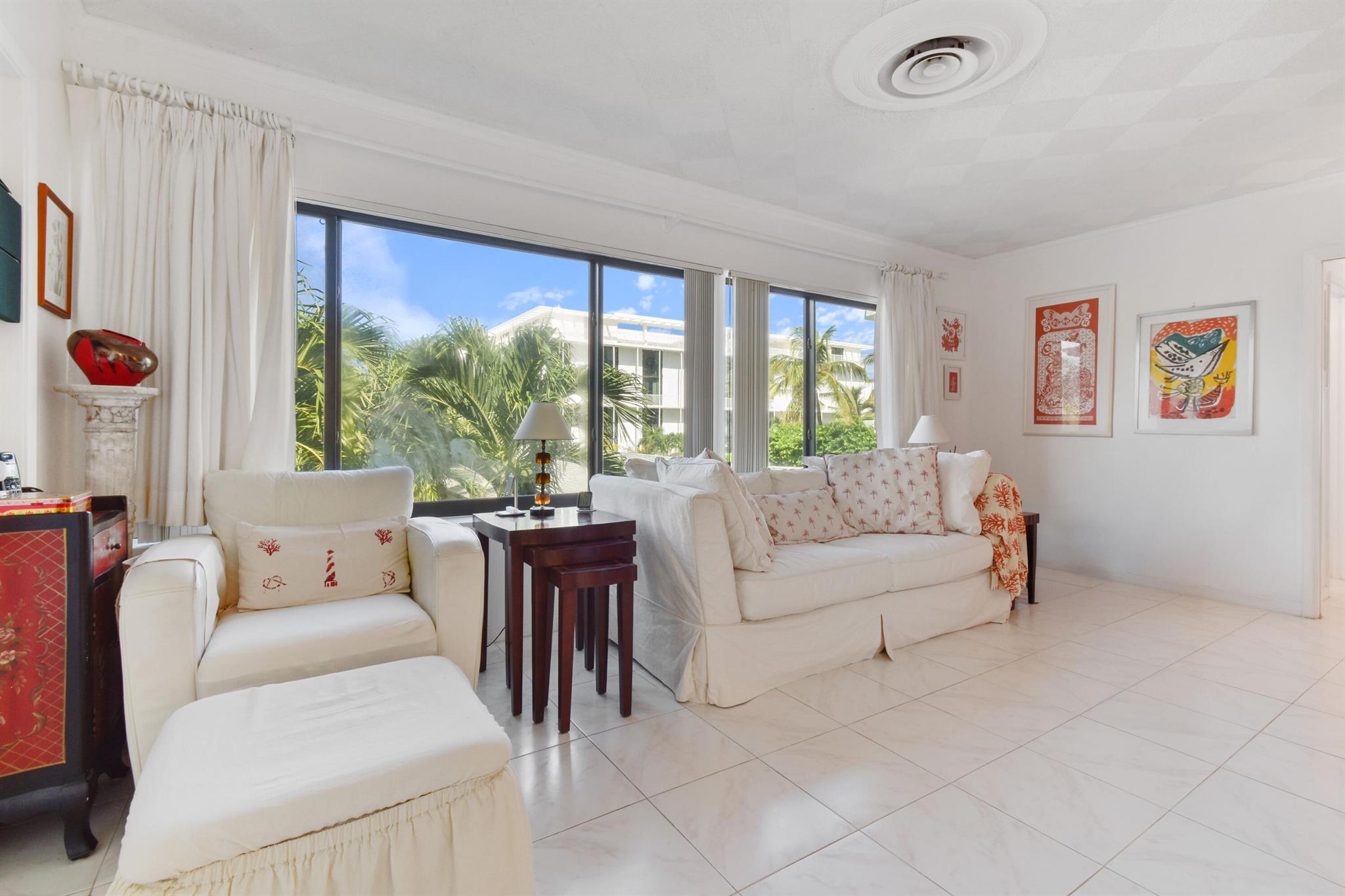 PERUVIAN COND - Residential