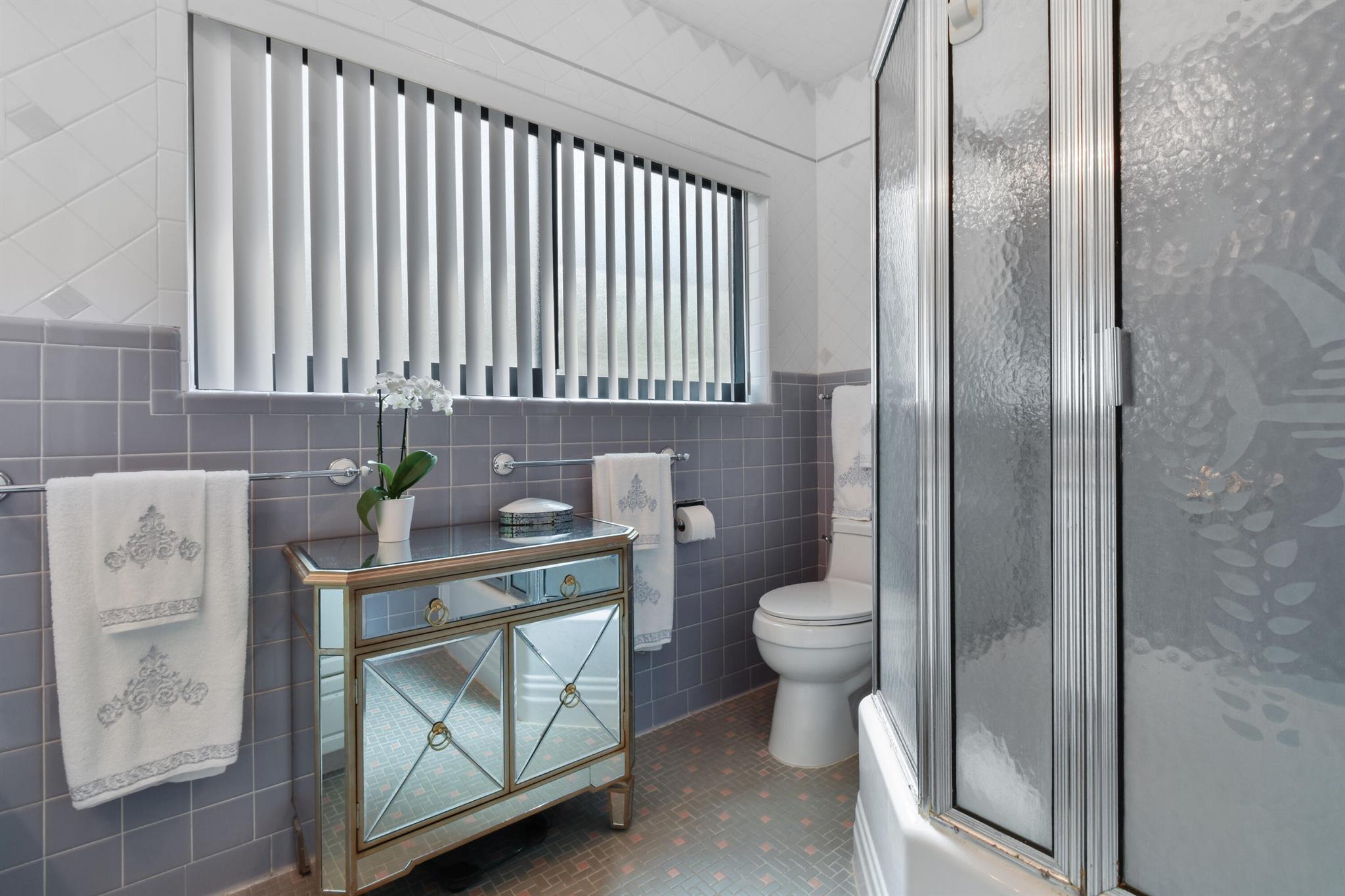 PERUVIAN COND - Residential