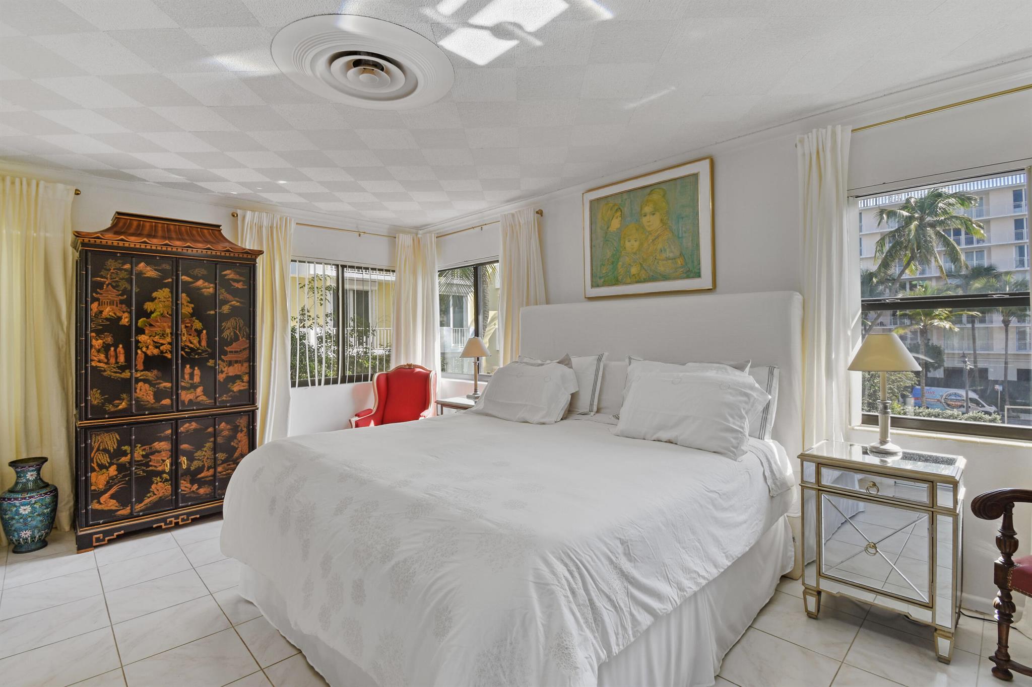 PERUVIAN COND - Residential