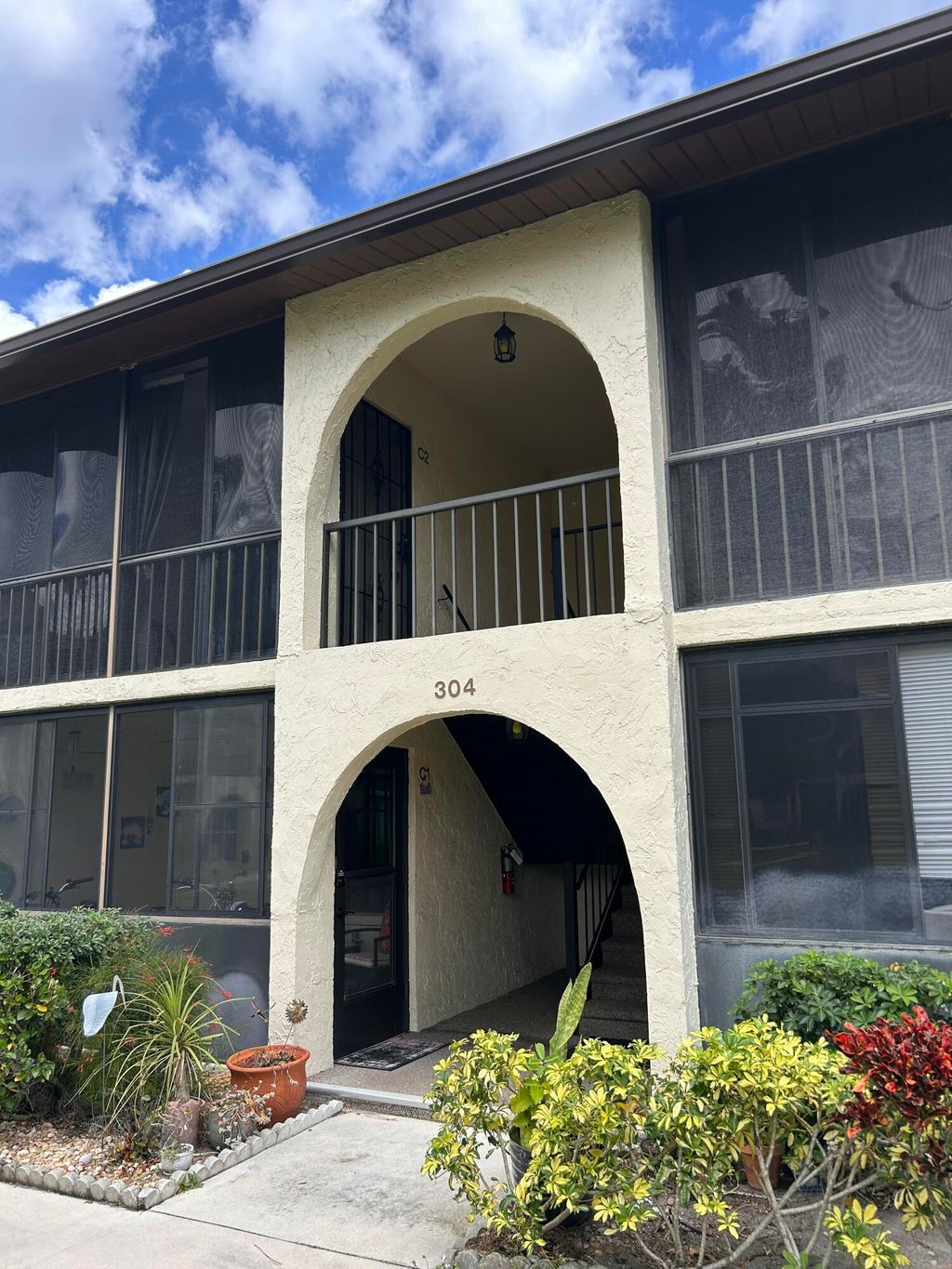 Photo of 304 Knotty Pine Circle #B-2, Greenacres, FL 33463 (MLS # R11167964)