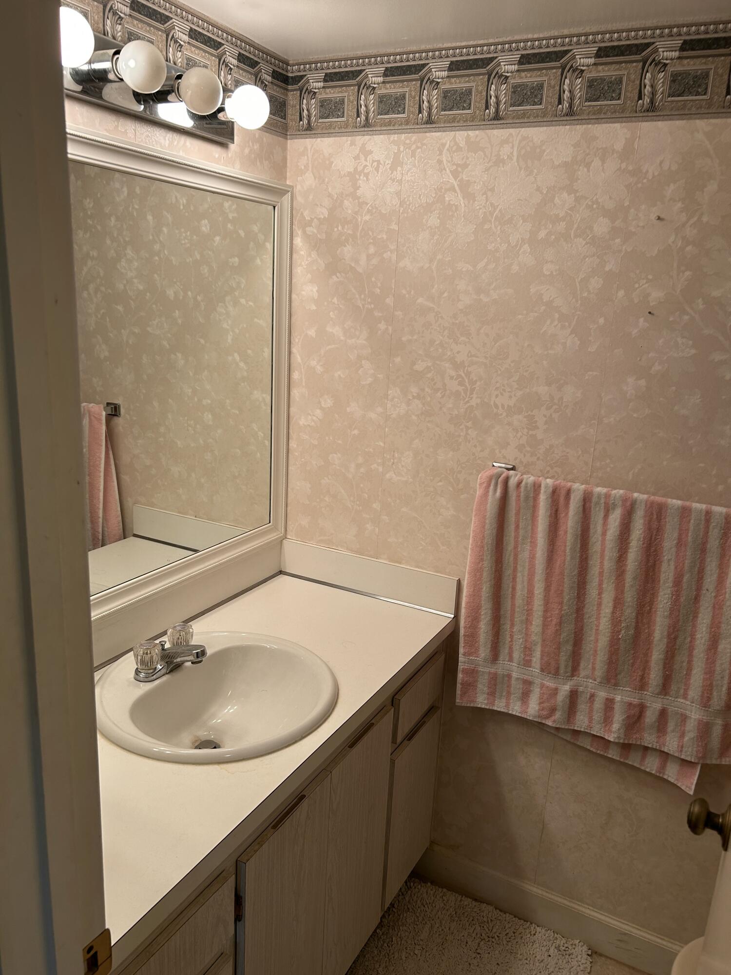 PINE RIDGE SOUTH III CONDO - Residential