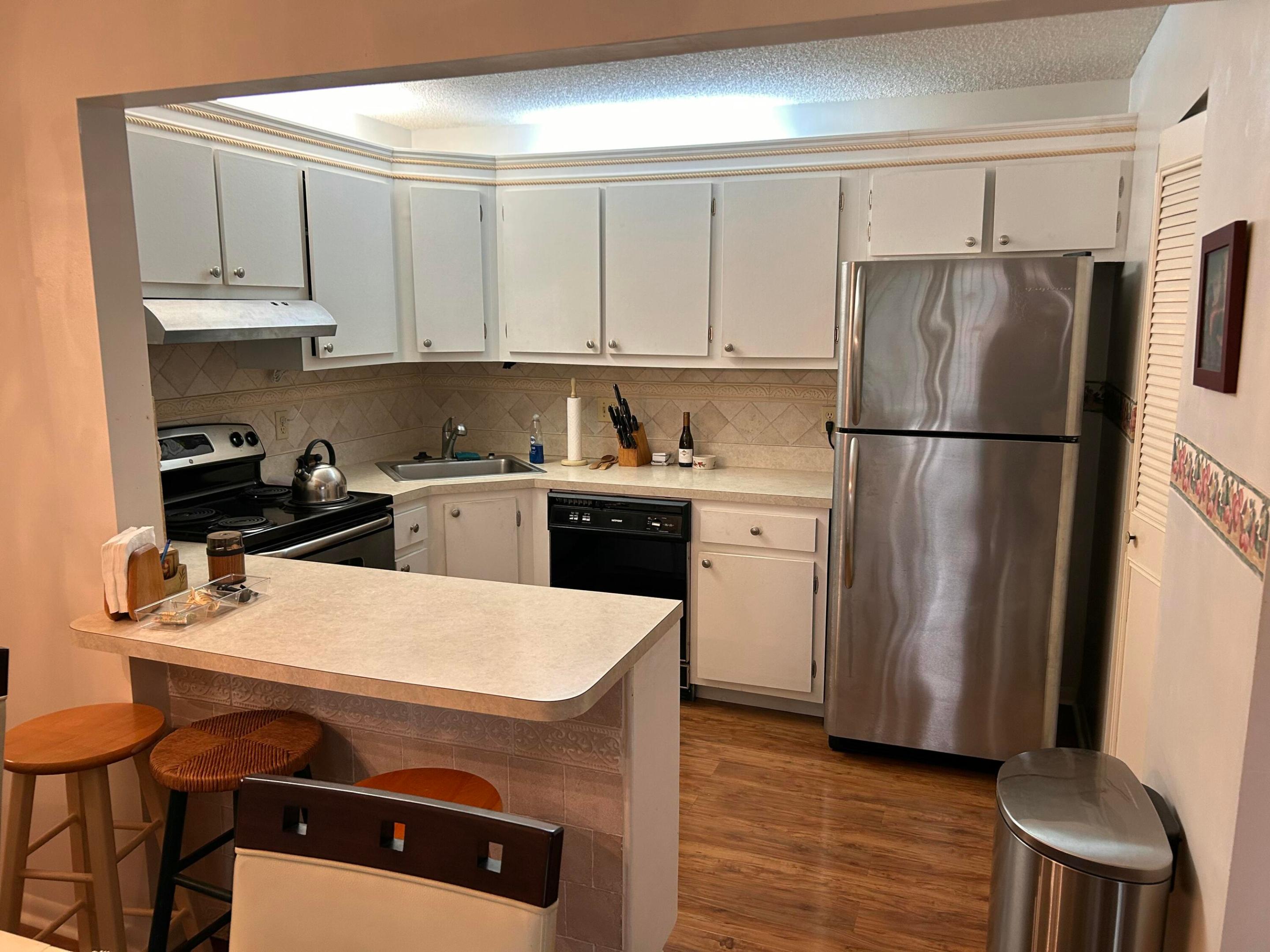 PINE RIDGE SOUTH III CONDO - Residential