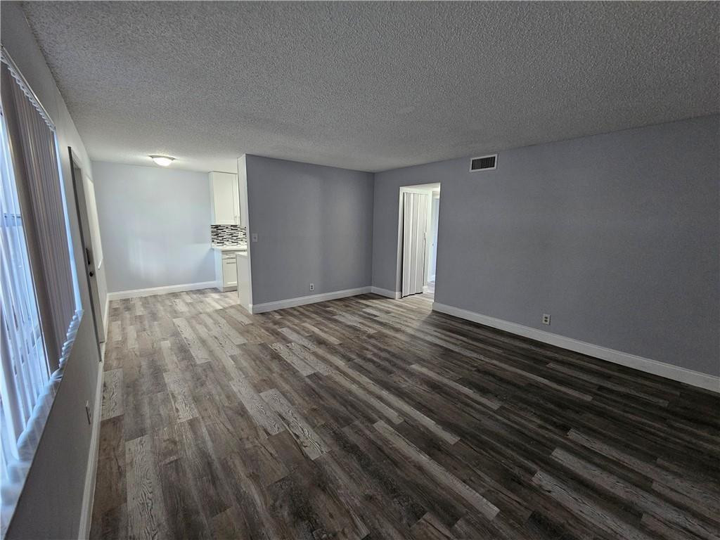 WELLEBY SHORES CONDOMINIUM 6 - Residential Lease