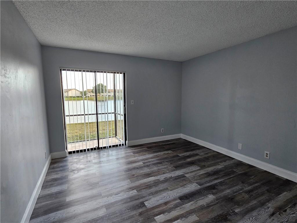 WELLEBY SHORES CONDOMINIUM 6 - Residential Lease