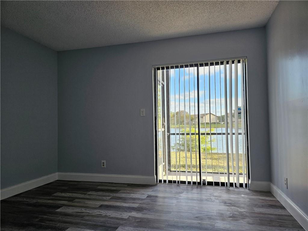 WELLEBY SHORES CONDOMINIUM 6 - Residential Lease