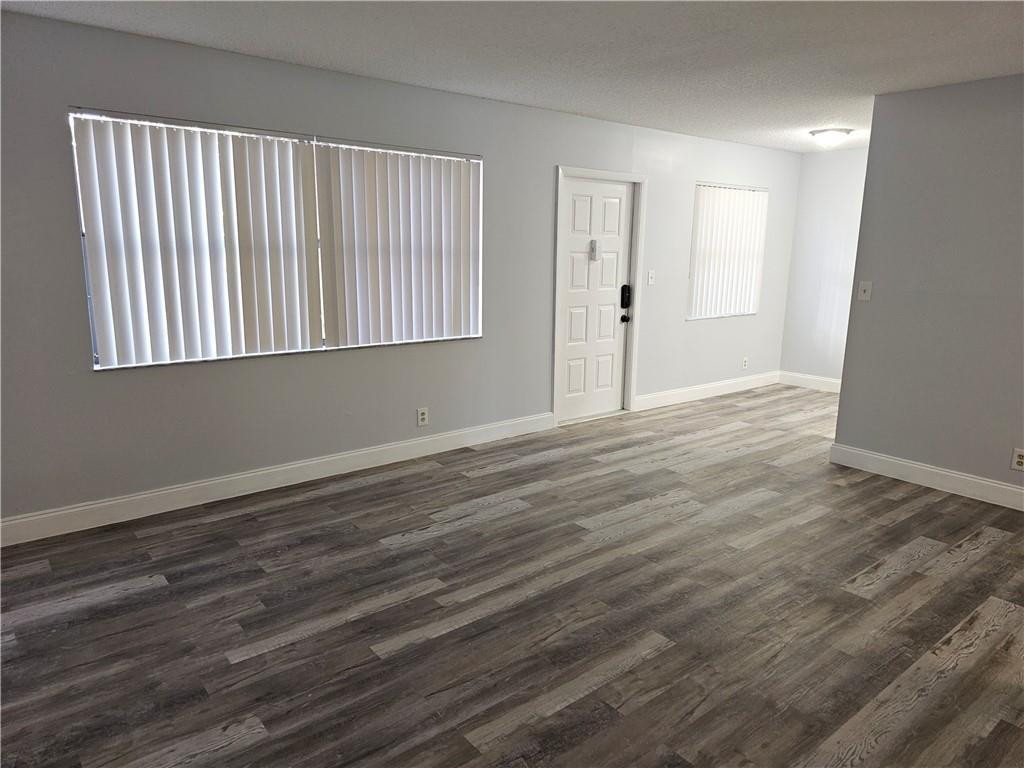 WELLEBY SHORES CONDOMINIUM 6 - Residential Lease
