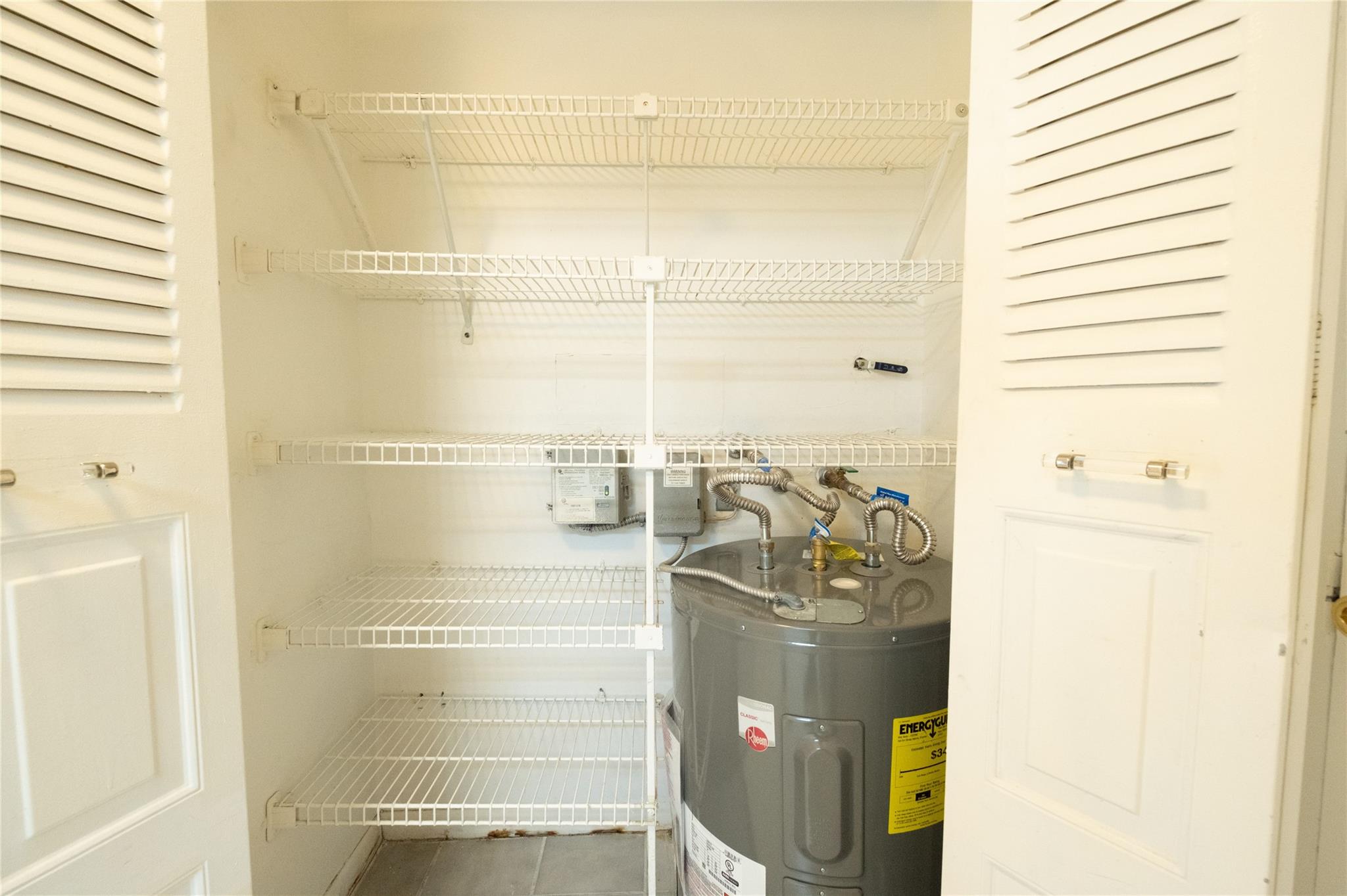 9233 SW 8 STREET 222