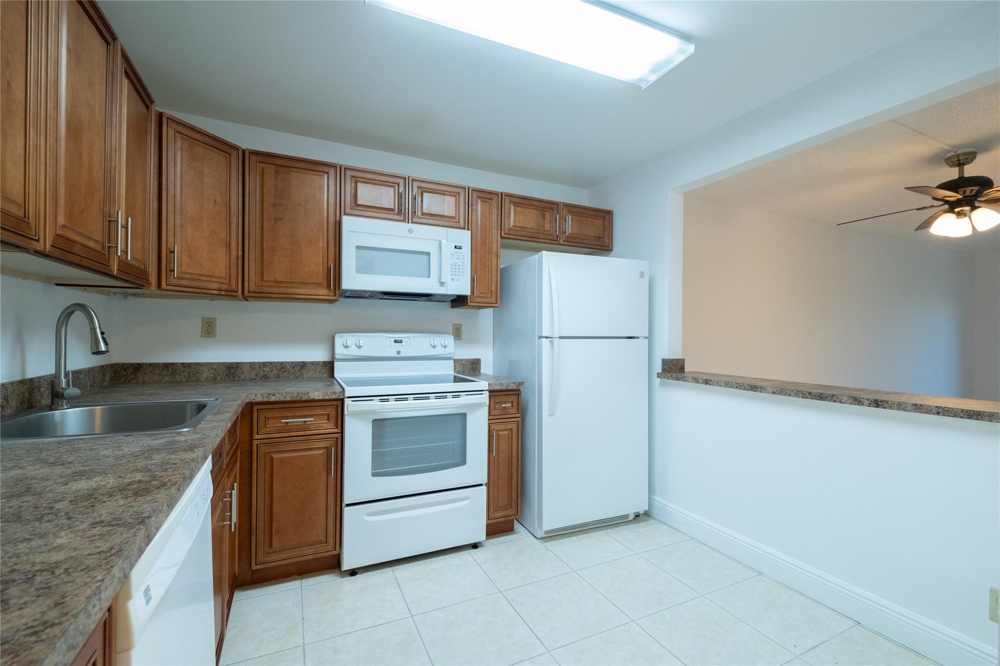 9233 SW 8 STREET 222