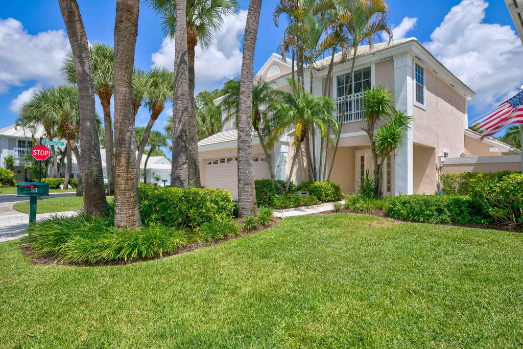Photo of 33 Selby Lane, Palm Beach Gardens, FL 33418 (MLS # R10829892)
