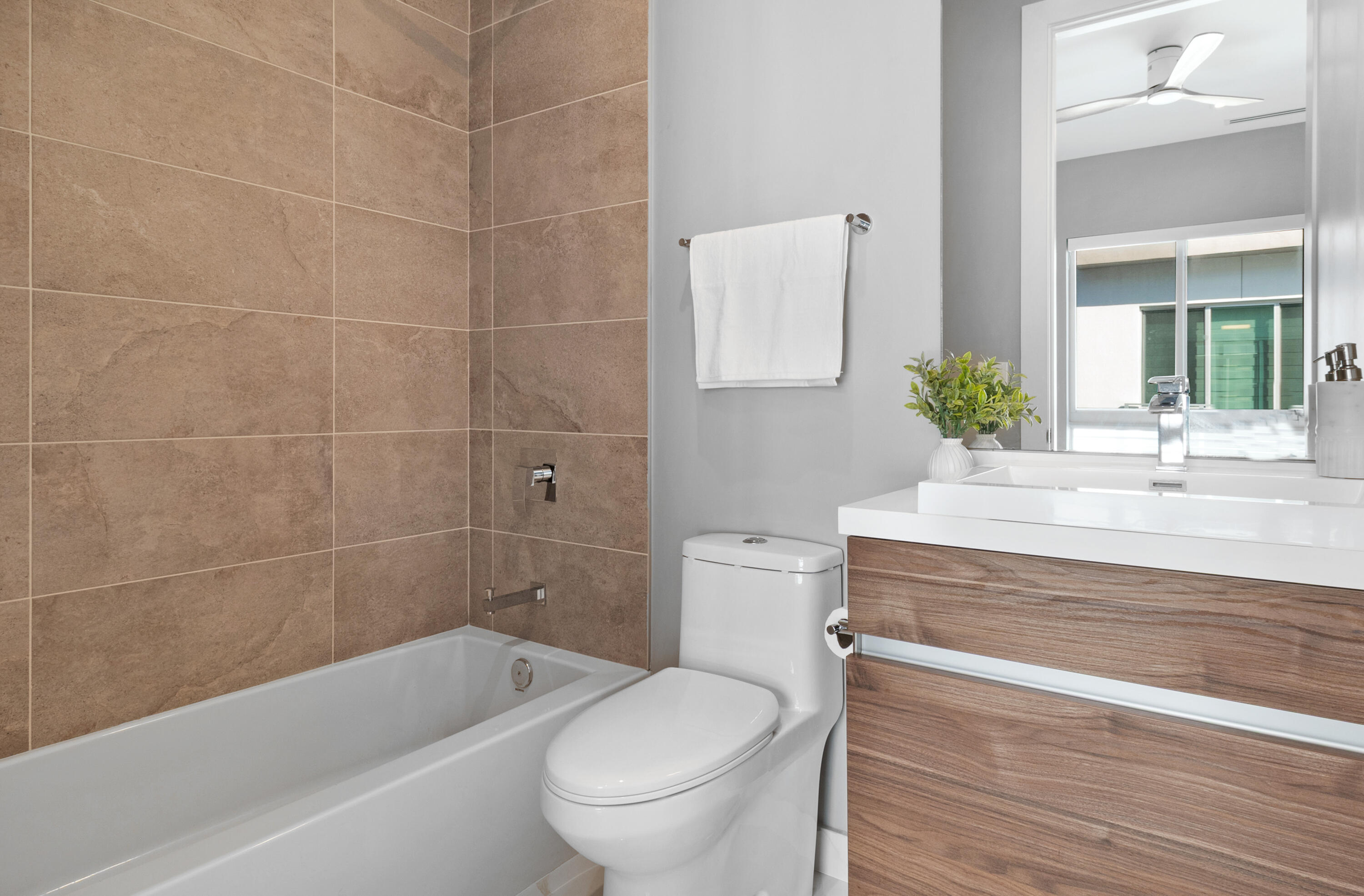 BEVERLY HEIGHTS - Residential