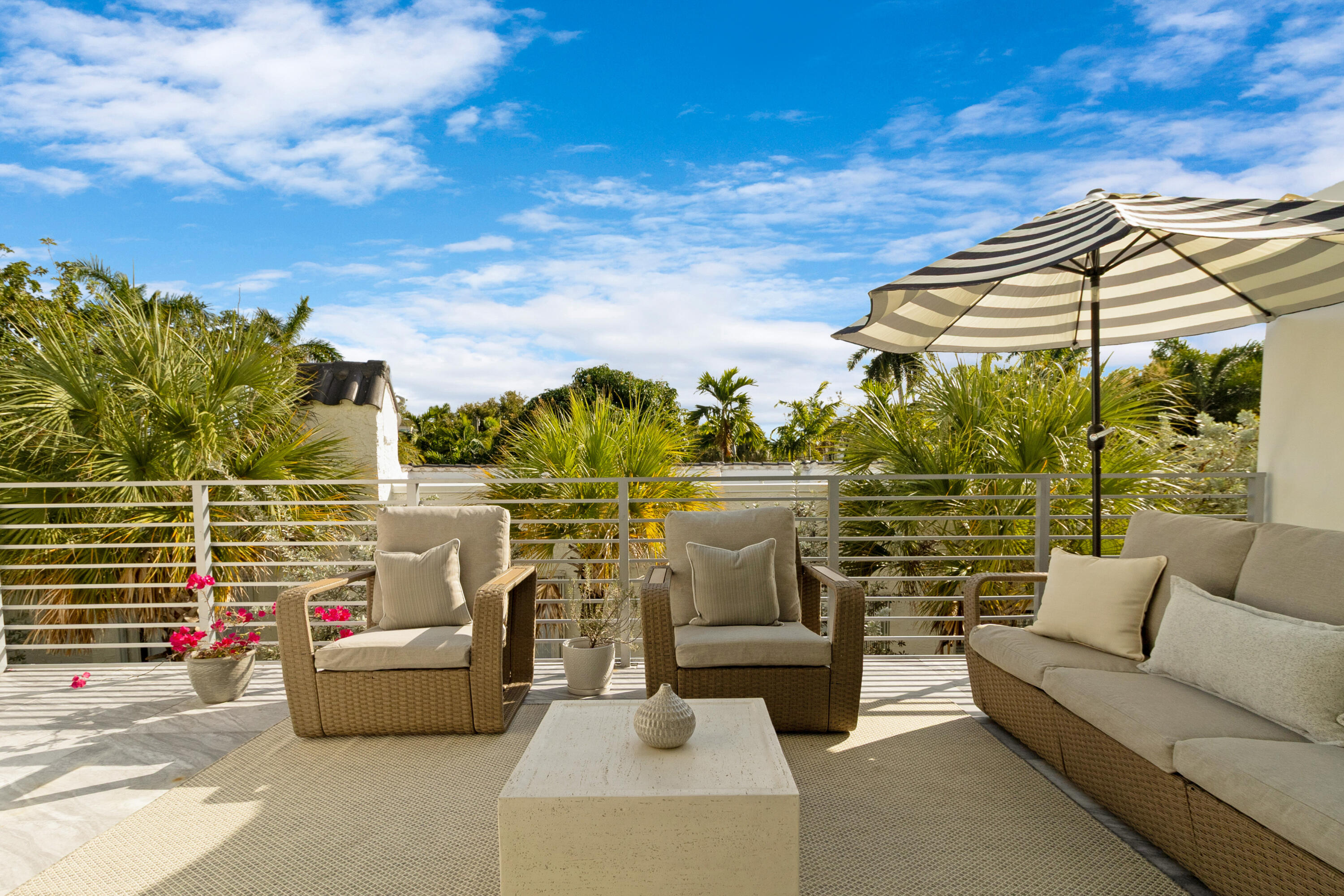 BEVERLY HEIGHTS - Residential