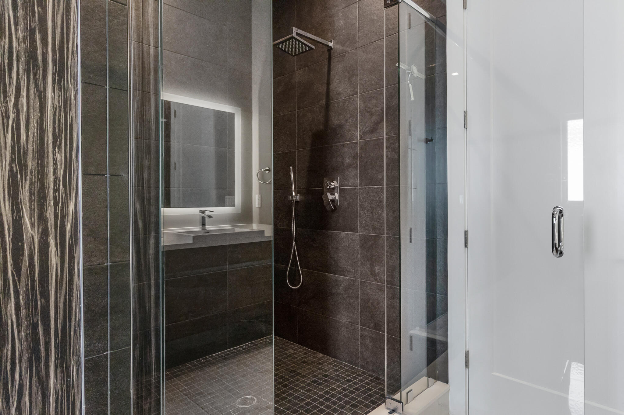 BEVERLY HEIGHTS - Residential