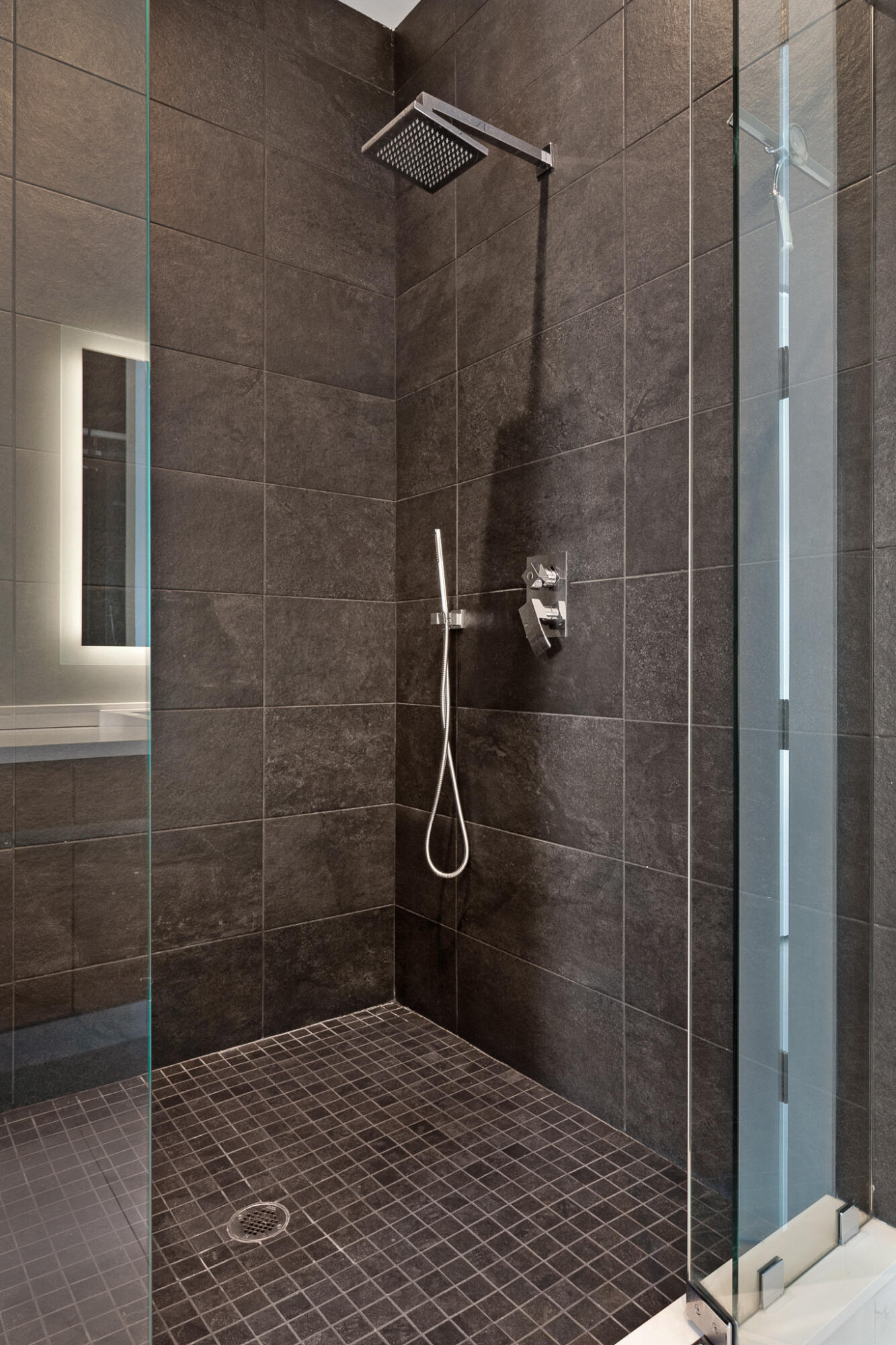 BEVERLY HEIGHTS - Residential