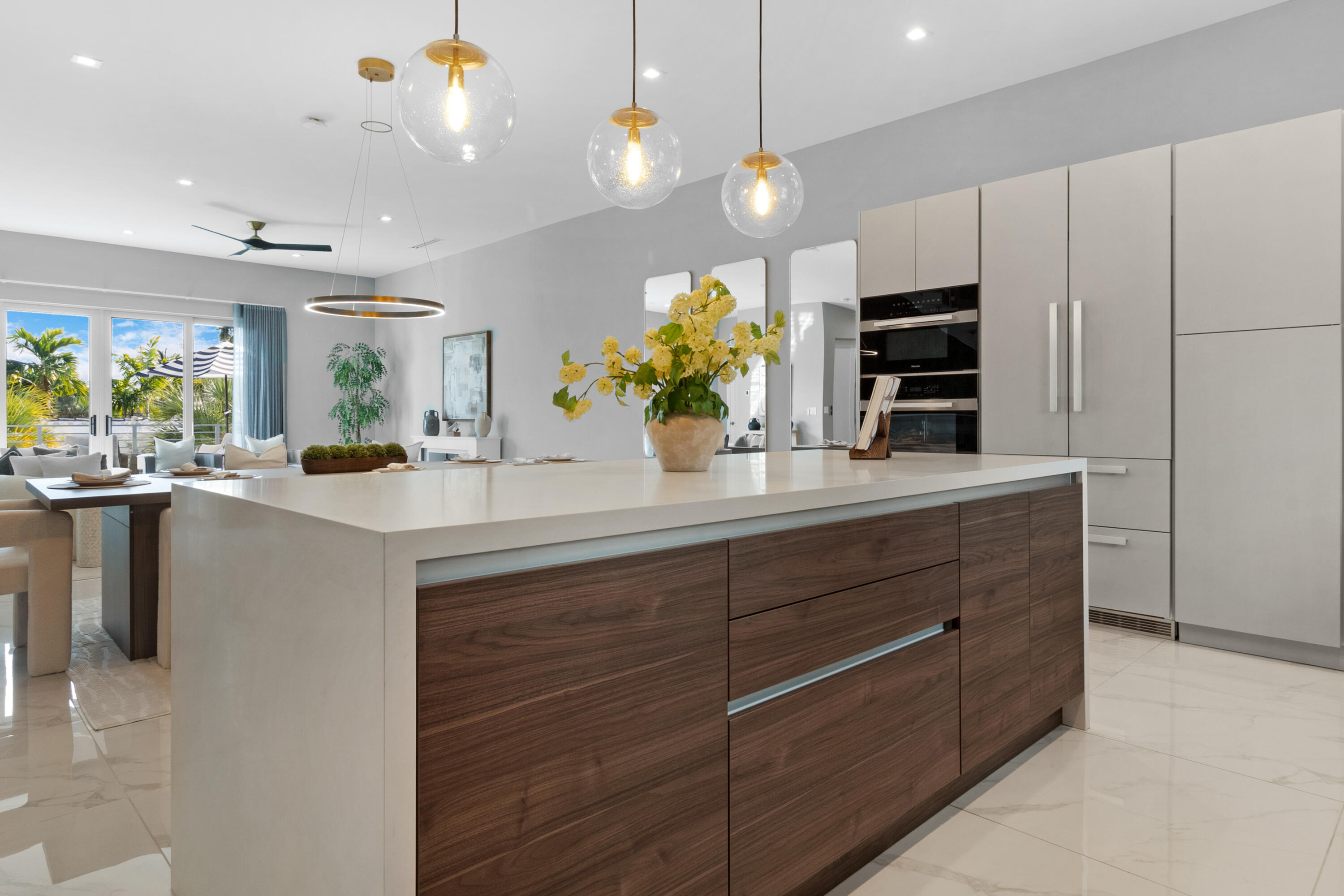 BEVERLY HEIGHTS - Residential