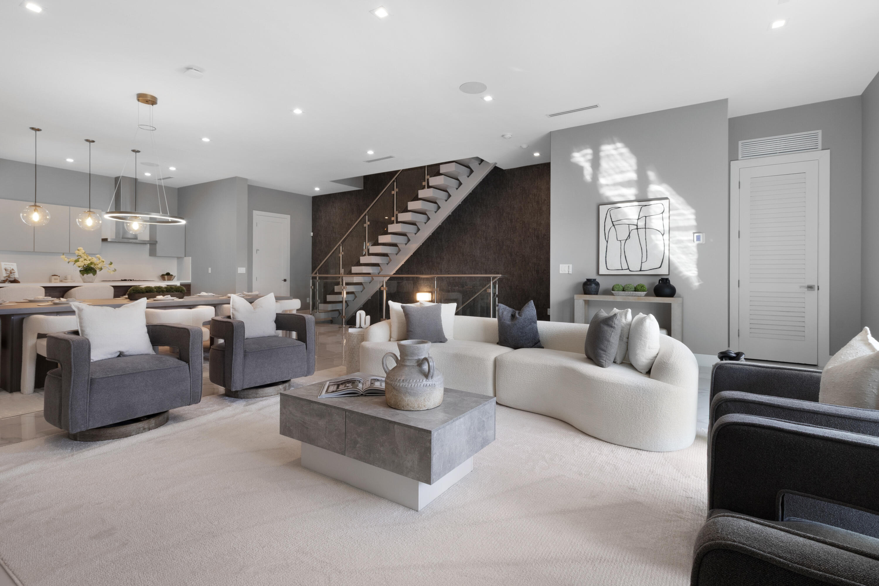 BEVERLY HEIGHTS - Residential