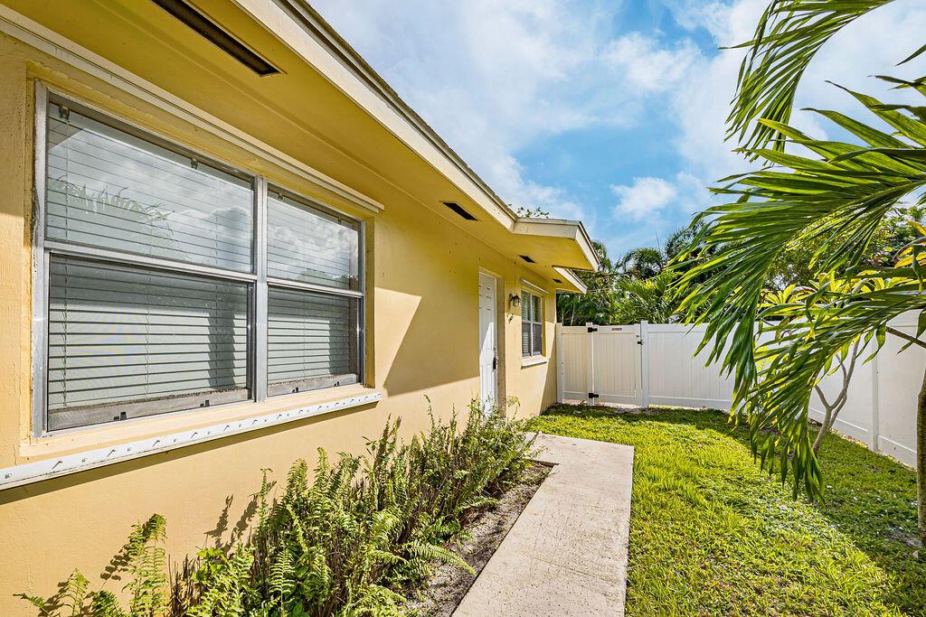 DELL PARK - Residential Lease