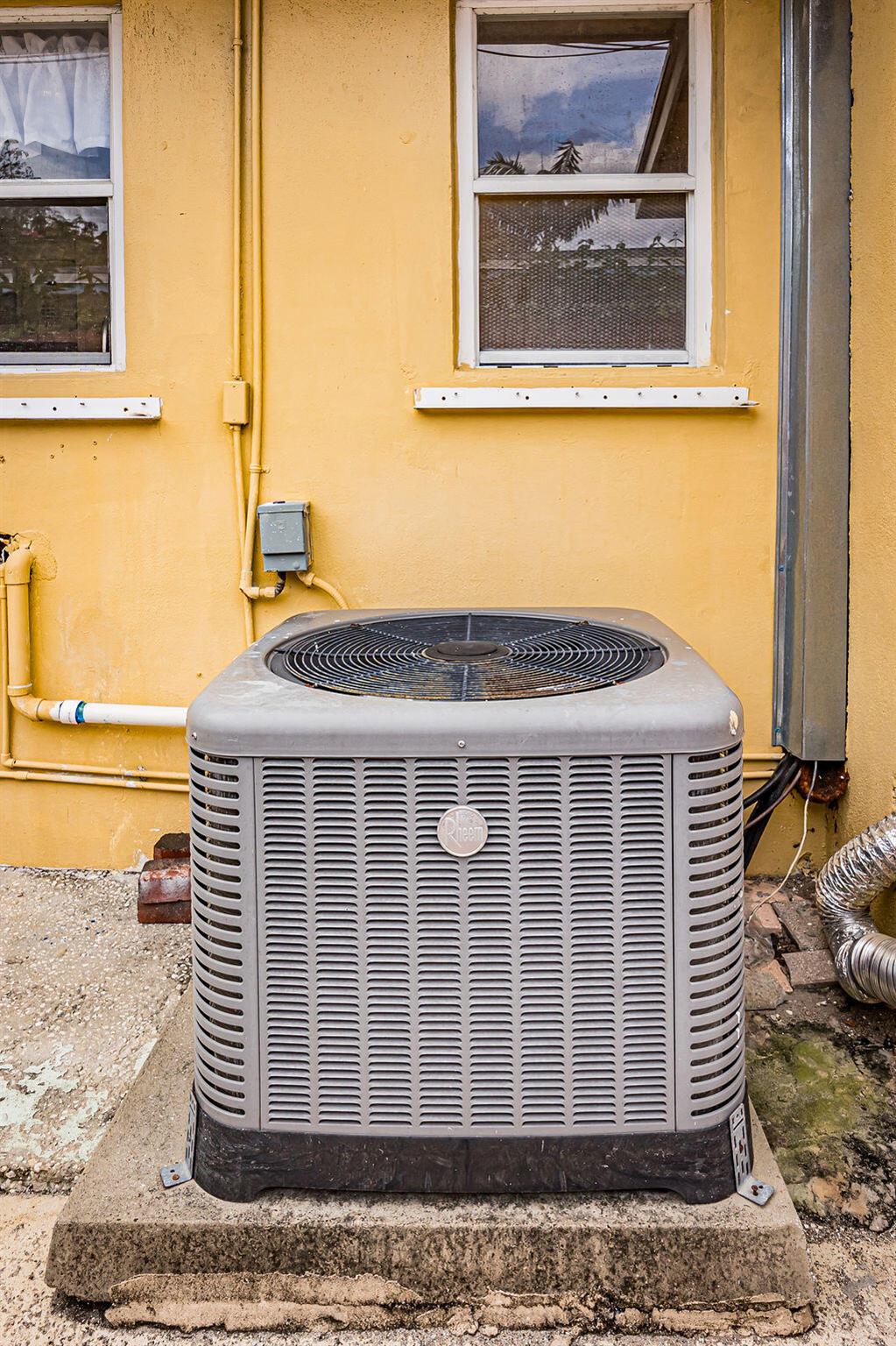 DELL PARK - Residential Lease