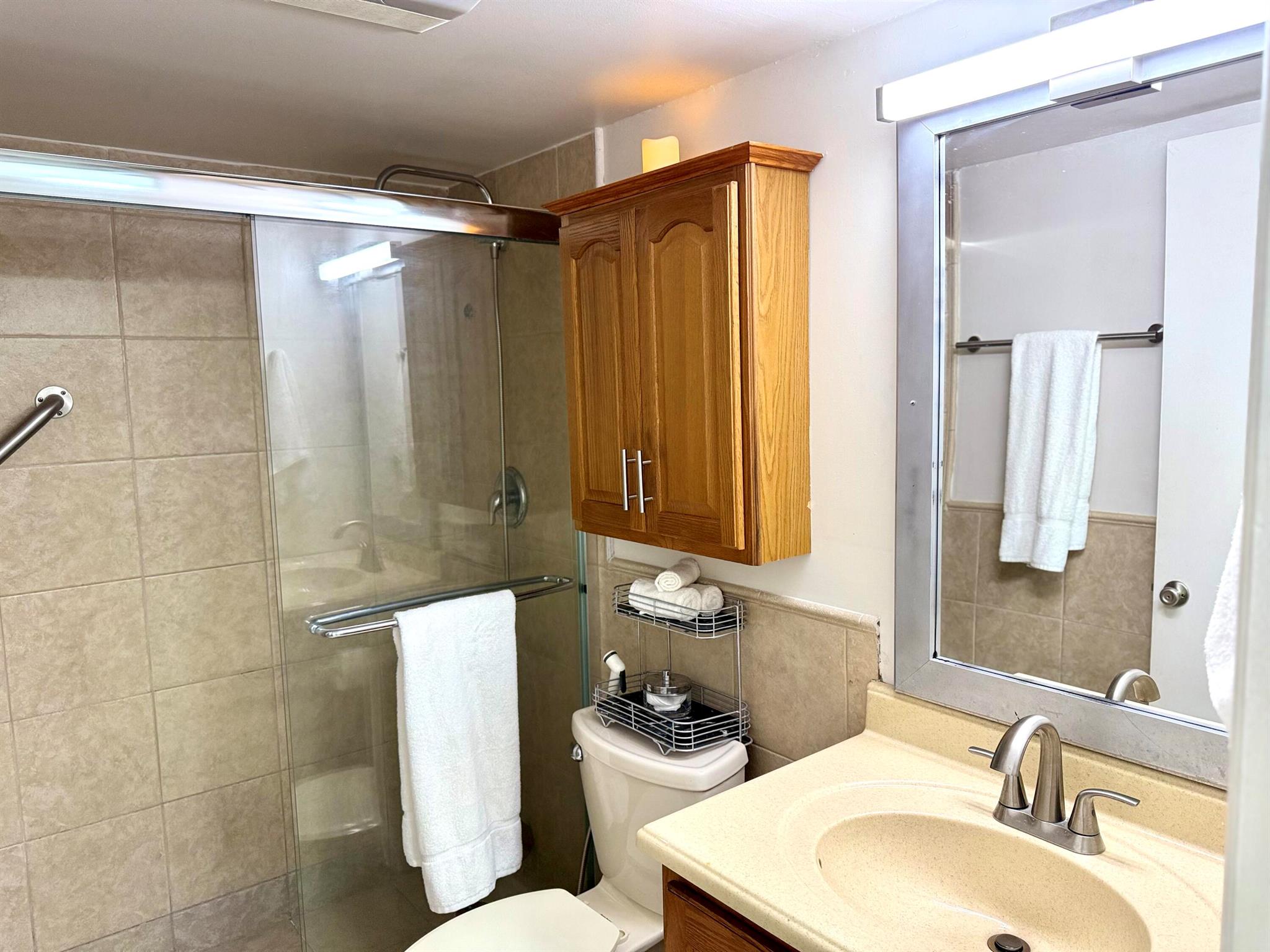 VILLAGE GREEN KENSINGTON - Residential