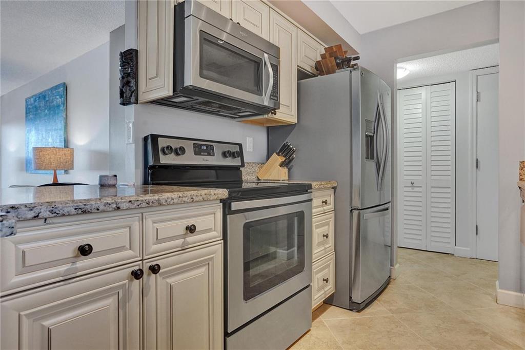 WATERFORD POINT CONDO - Residential