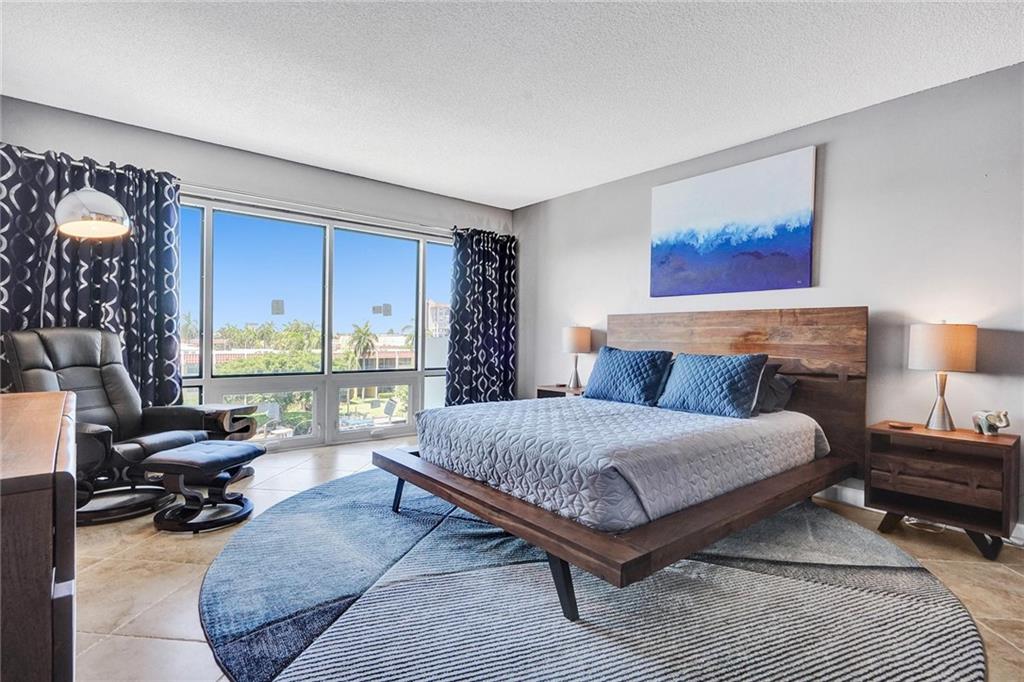 WATERFORD POINT CONDO - Residential