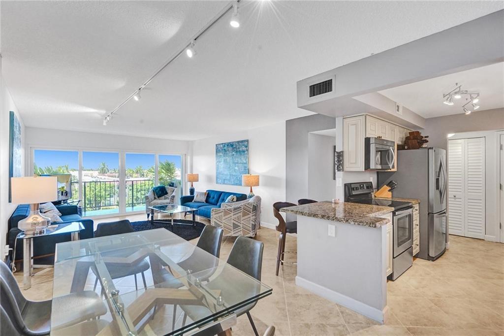 WATERFORD POINT CONDO - Residential