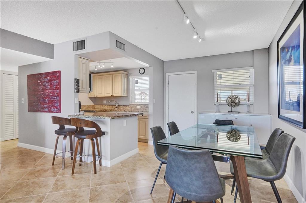 WATERFORD POINT CONDO - Residential