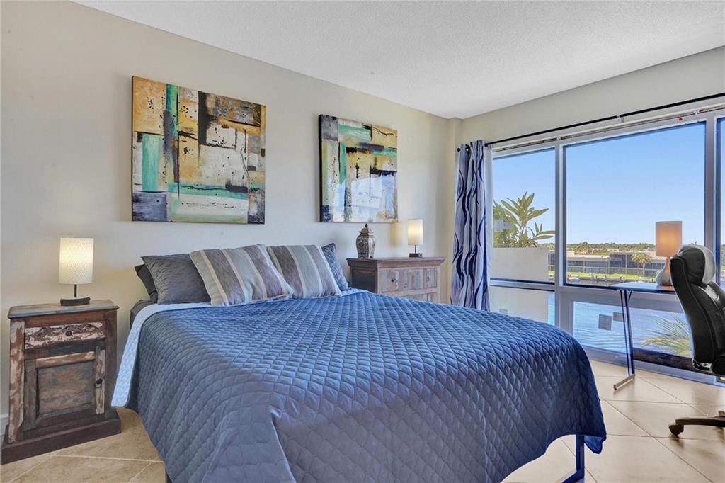 WATERFORD POINT CONDO - Residential